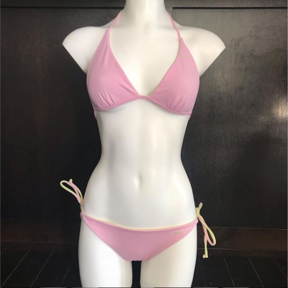 Guess lime & light pink solid reversible bikini - Picture 3 of 10